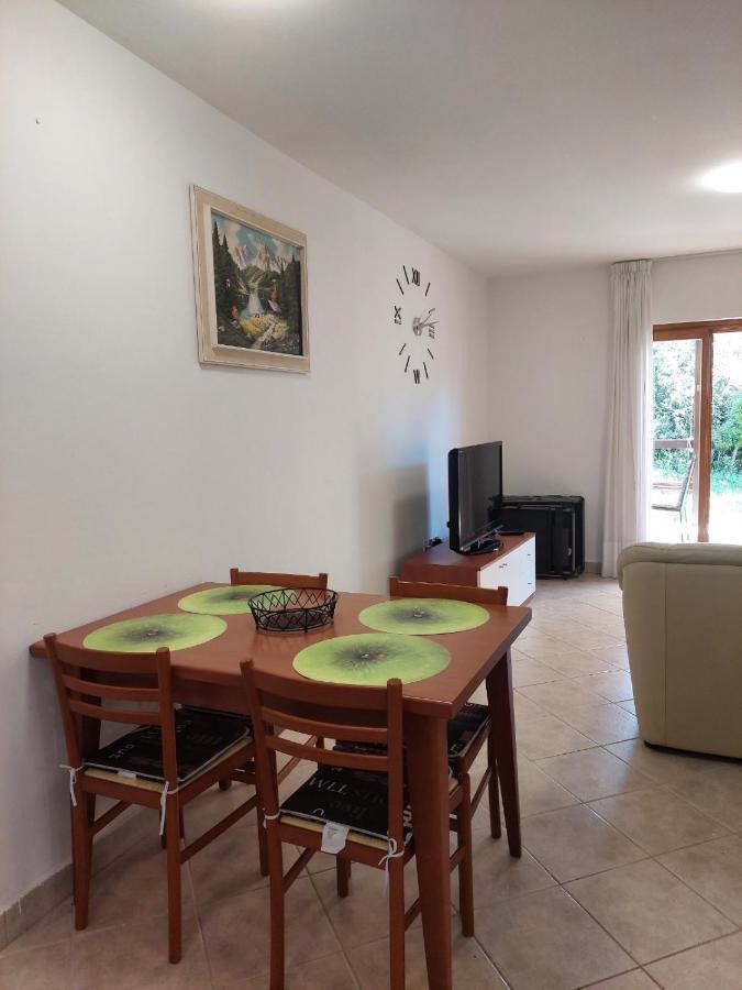 Fortuna Apartment Tar-Vabriga Εξωτερικό φωτογραφία