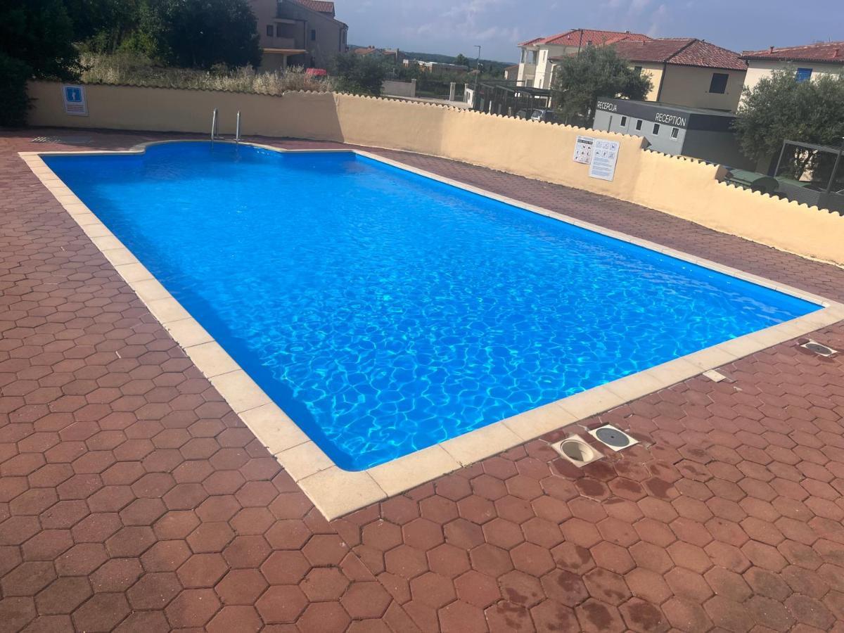 Fortuna Apartment Tar-Vabriga Εξωτερικό φωτογραφία